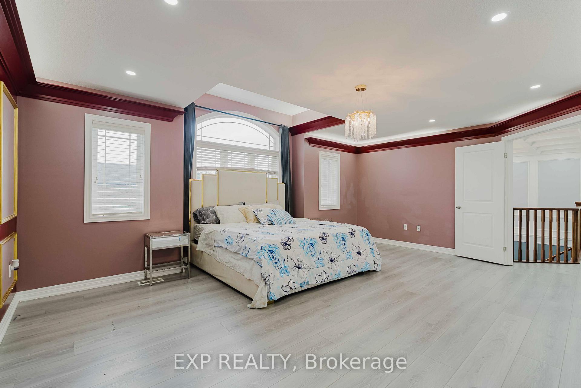 Photo 27 of 130 Kingsview Drive, Hamilton, Albion Falls — HOMEH