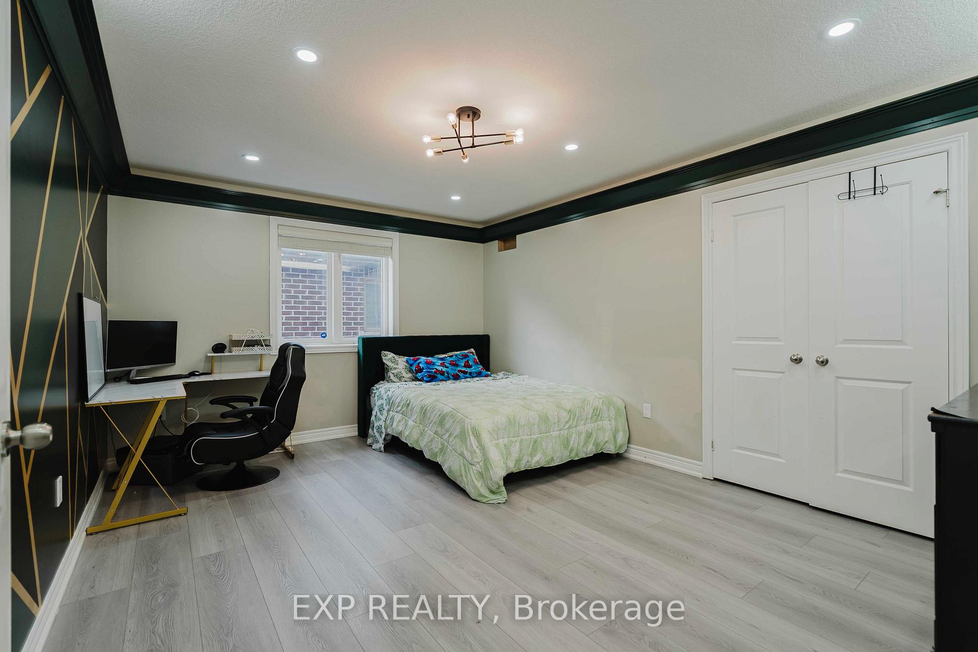 Photo 31 of 130 Kingsview Drive, Hamilton, Albion Falls — HOMEH