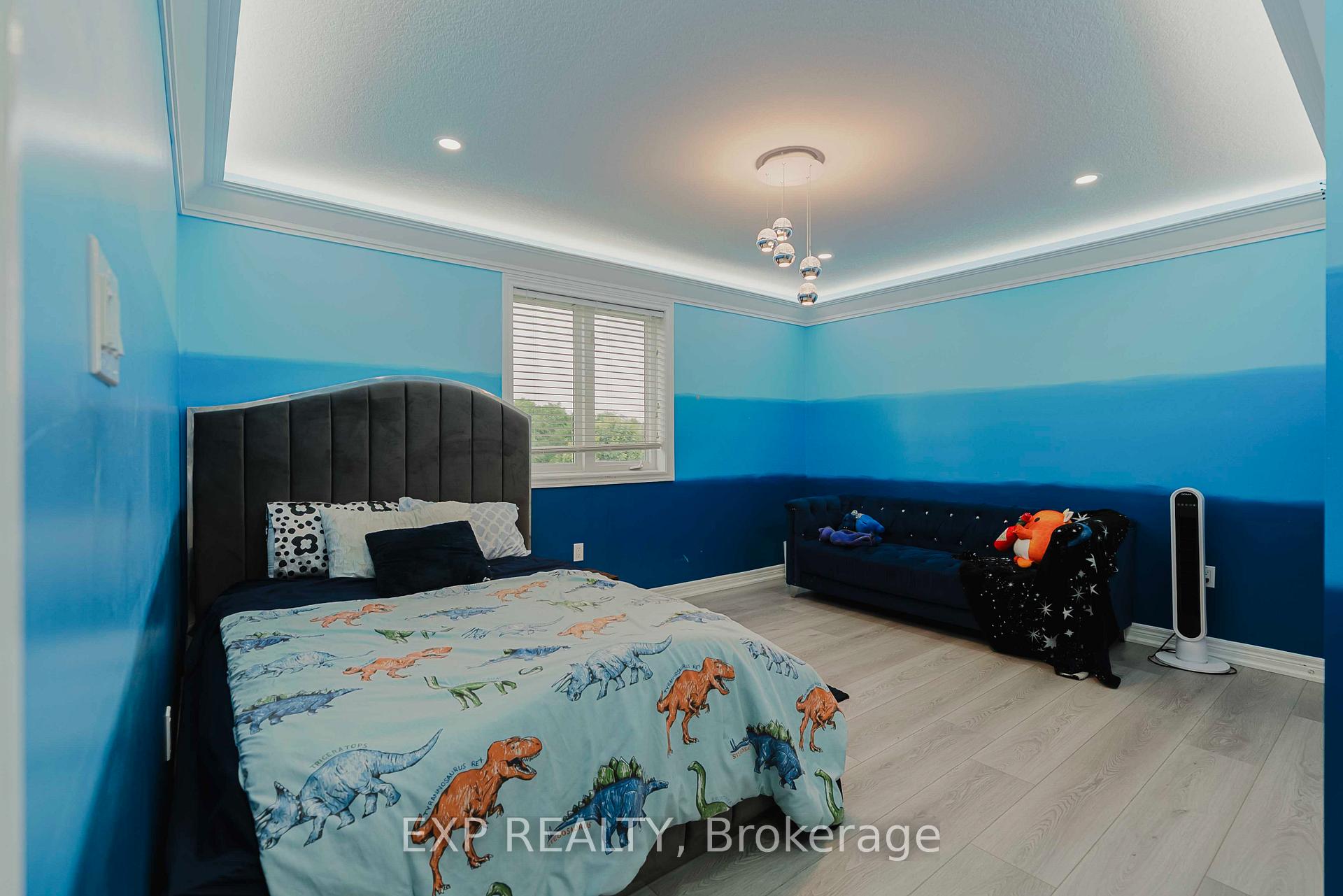 Photo 37 of 130 Kingsview Drive, Hamilton, Albion Falls — HOMEH