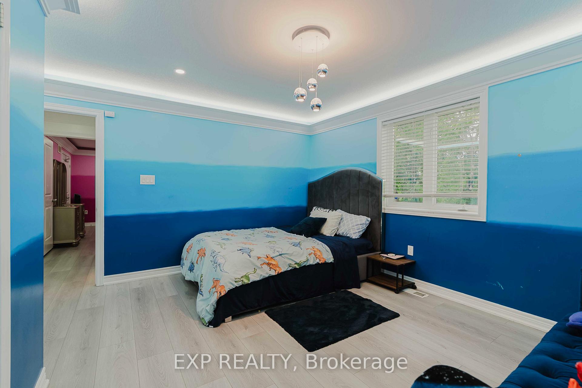 Photo 38 of 130 Kingsview Drive, Hamilton, Albion Falls — HOMEH
