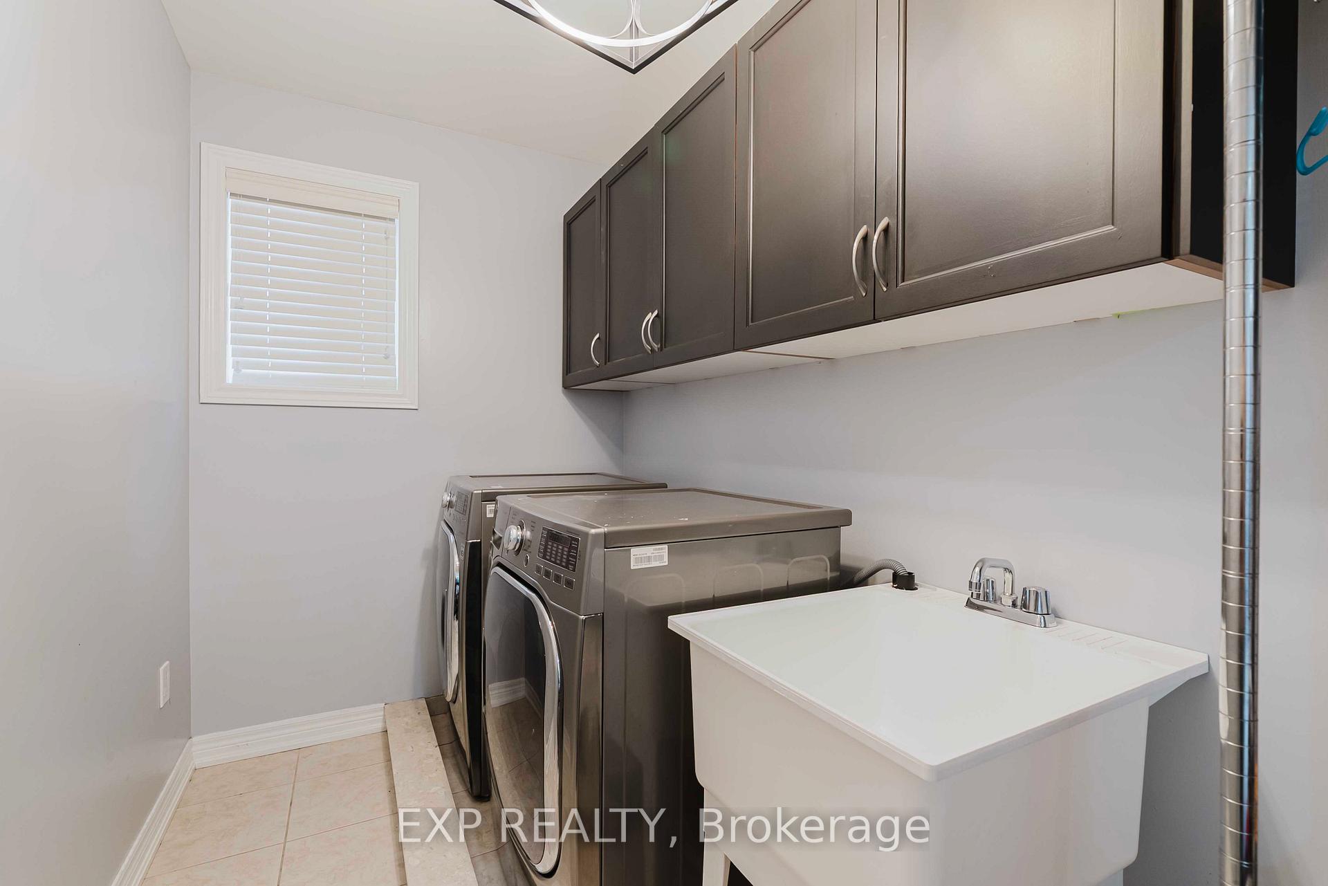 Photo 41 of 130 Kingsview Drive, Hamilton, Albion Falls — HOMEH