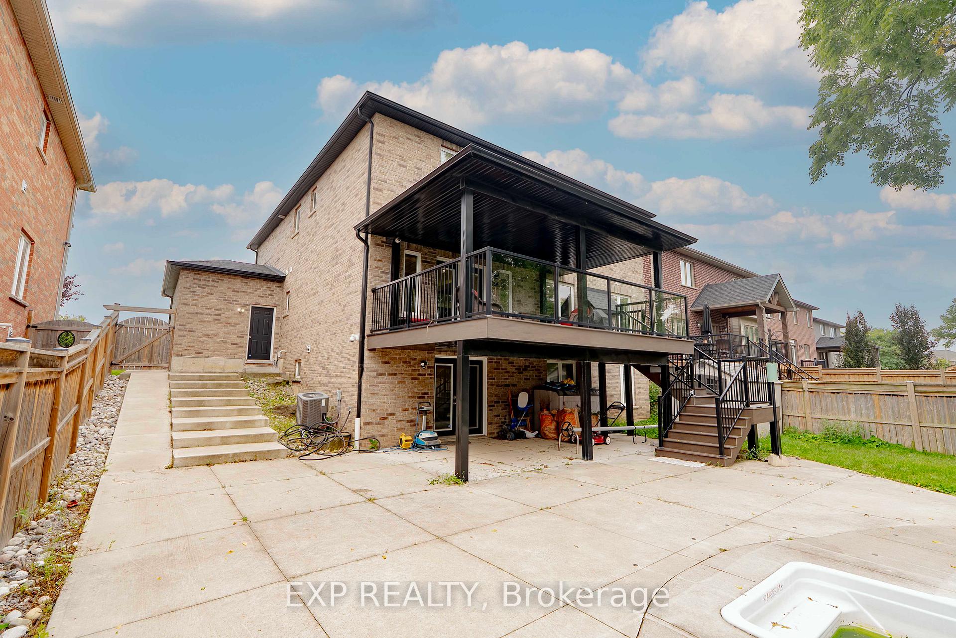 Photo 46 of 130 Kingsview Drive, Hamilton, Albion Falls — HOMEH