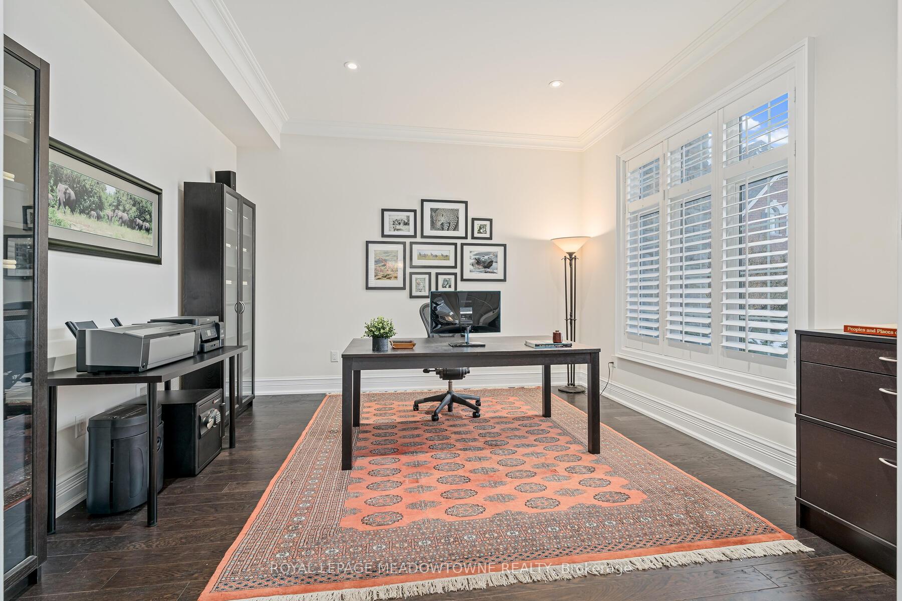 Photo 6 of 47 Barraclough Boulevard, Halton Hills, Glen Williams — HOMEH