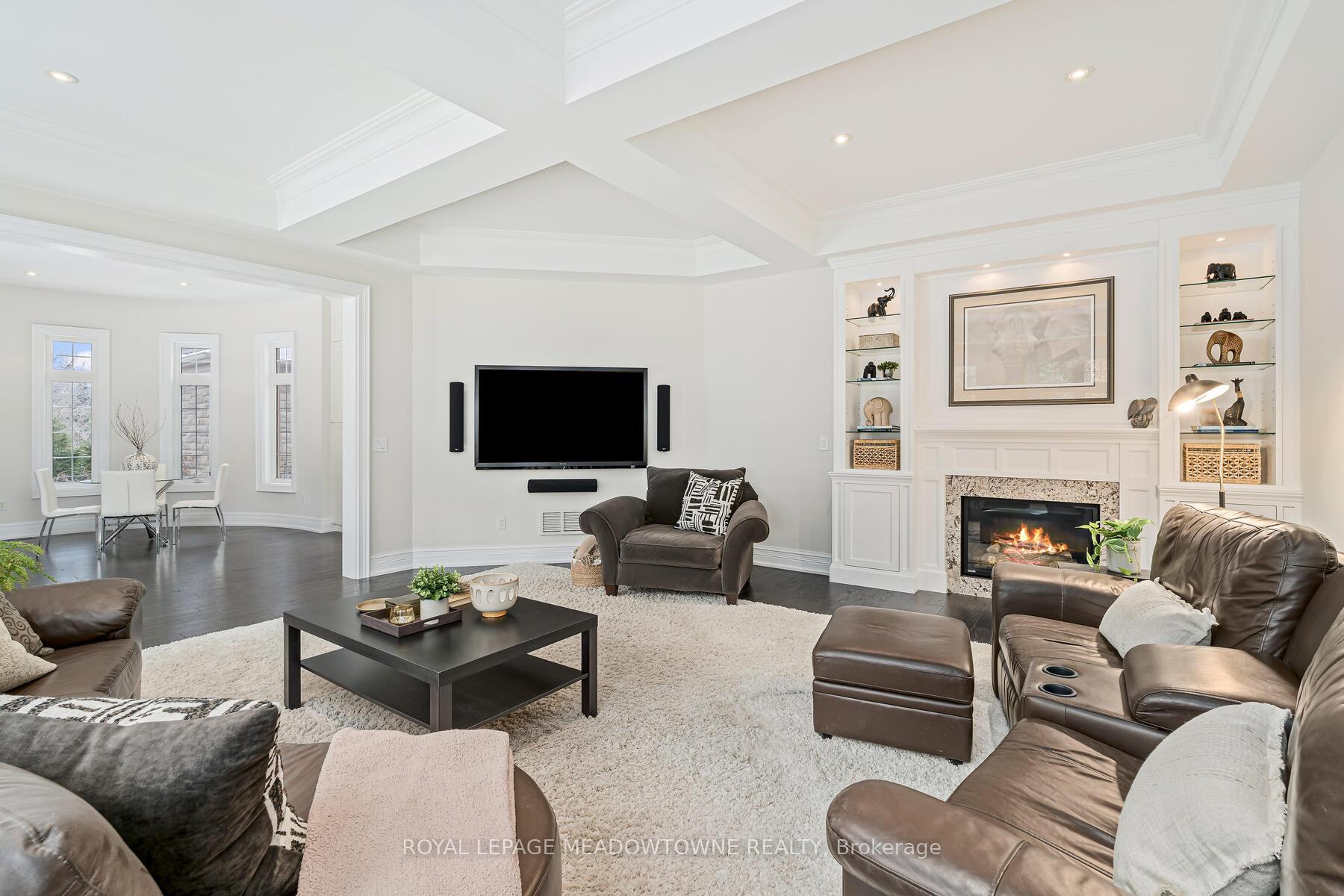 Photo 13 of 47 Barraclough Boulevard, Halton Hills, Glen Williams — HOMEH