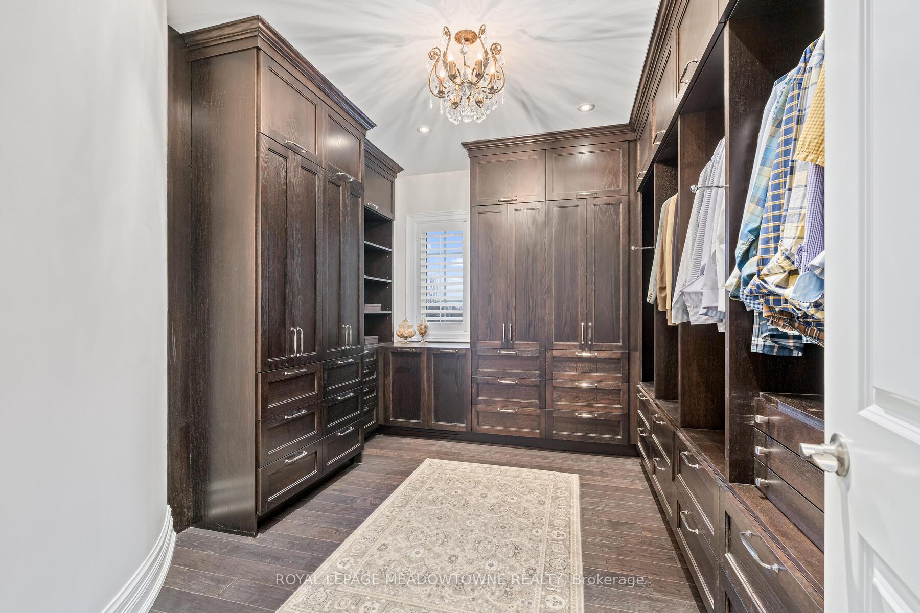 Photo 22 of 47 Barraclough Boulevard, Halton Hills, Glen Williams — HOMEH