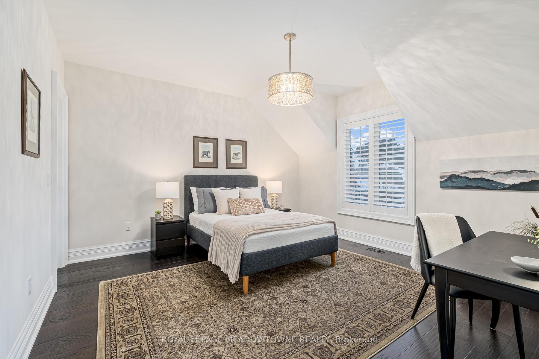 Photo 25 of 47 Barraclough Boulevard, Halton Hills, Glen Williams — HOMEH
