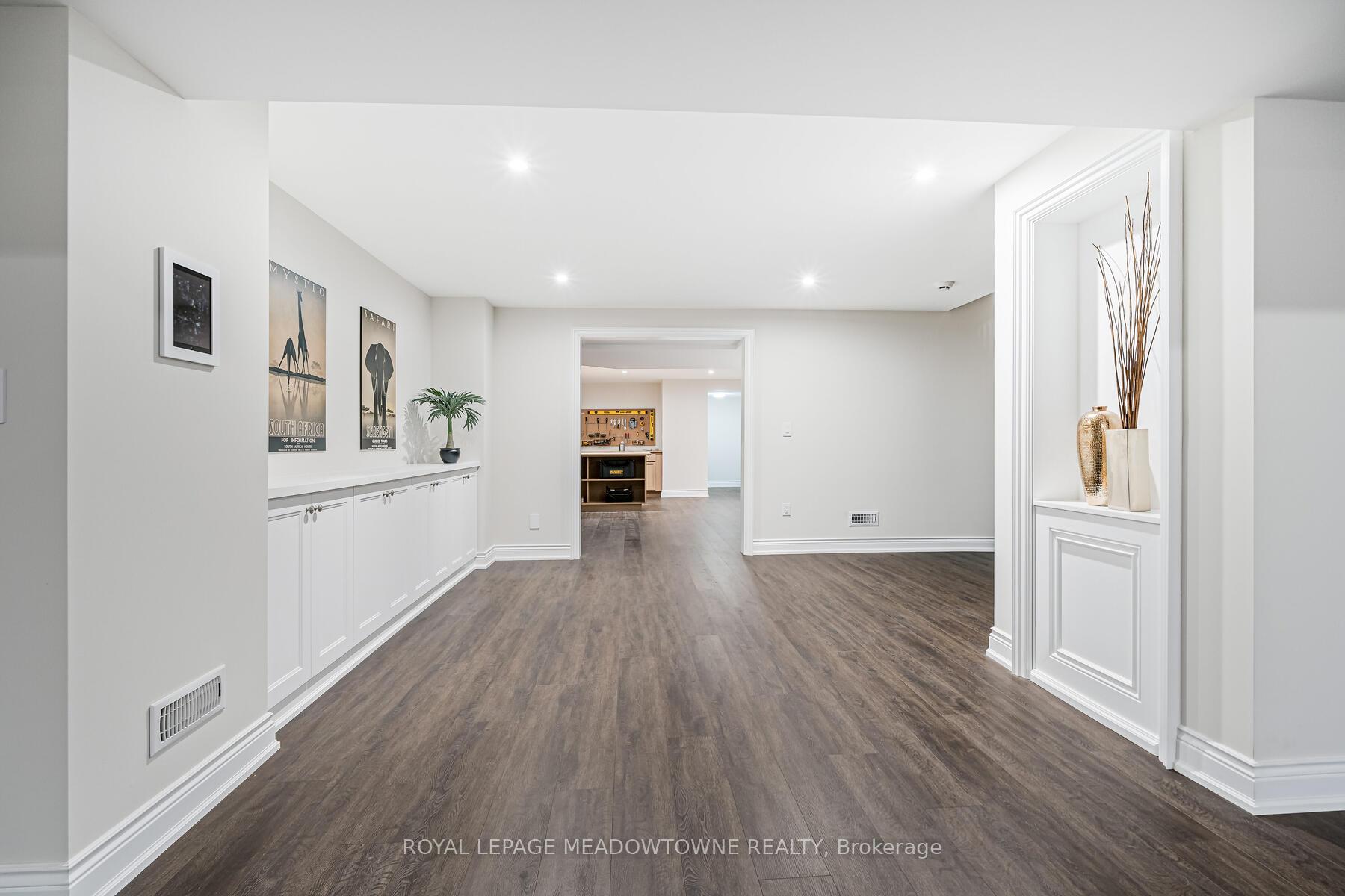 Photo 27 of 47 Barraclough Boulevard, Halton Hills, Glen Williams — HOMEH