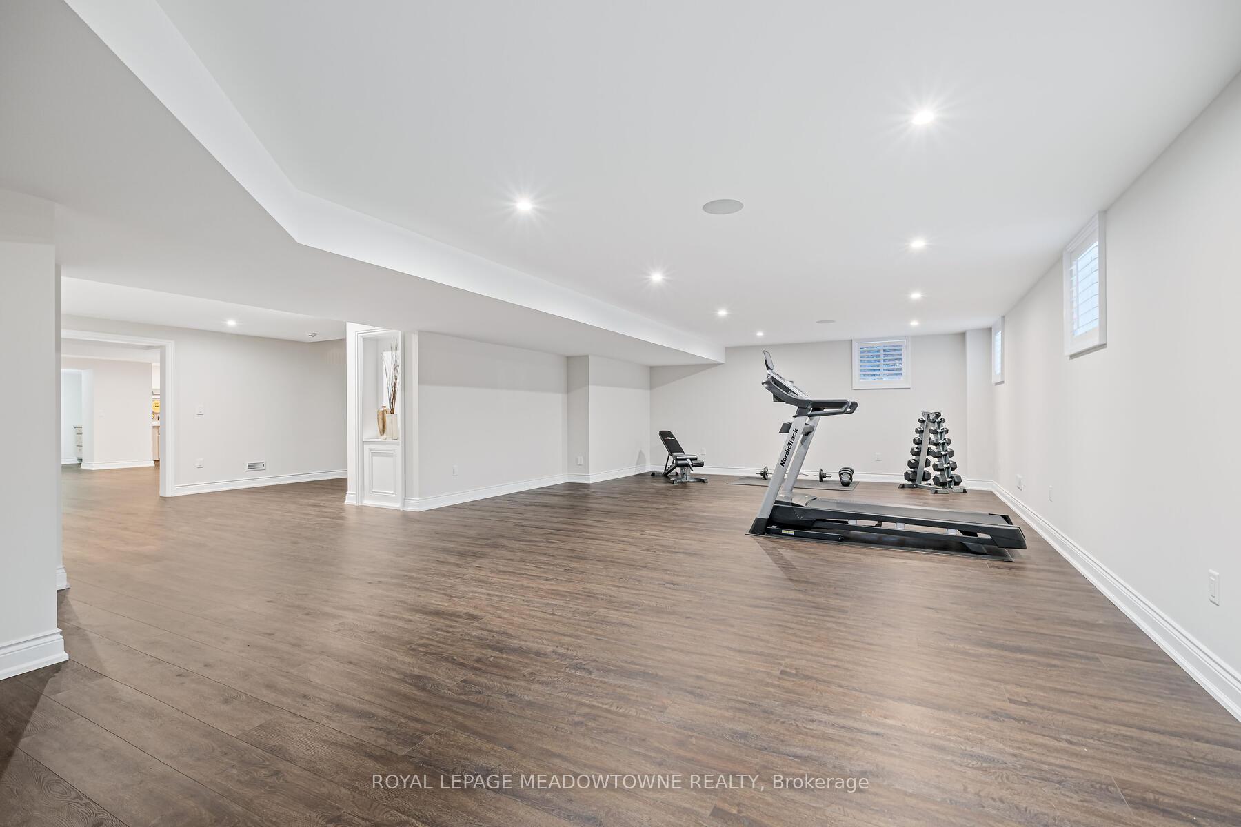 Photo 28 of 47 Barraclough Boulevard, Halton Hills, Glen Williams — HOMEH