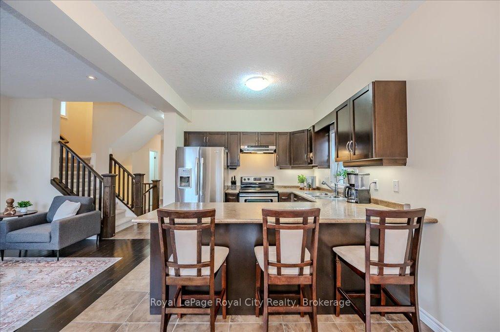 Photo 14 of 59 Amsterdam Crescent, Guelph, Pineridge/Westminster Woods — HOMEH