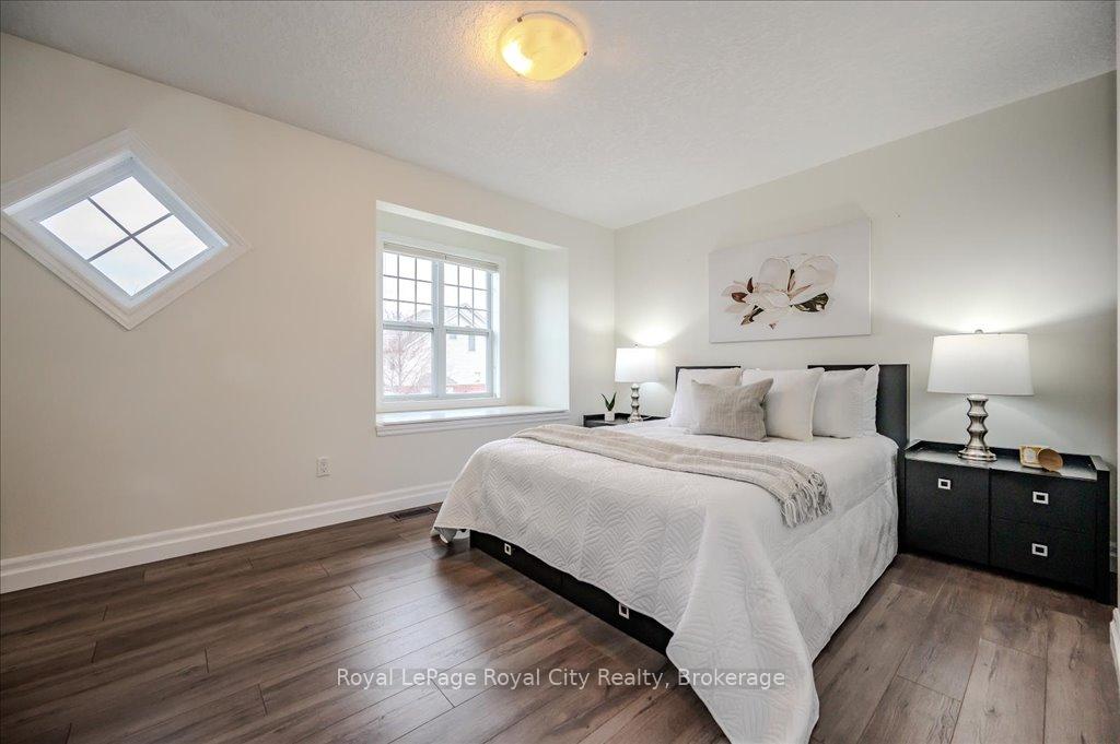 Photo 25 of 59 Amsterdam Crescent, Guelph, Pineridge/Westminster Woods — HOMEH