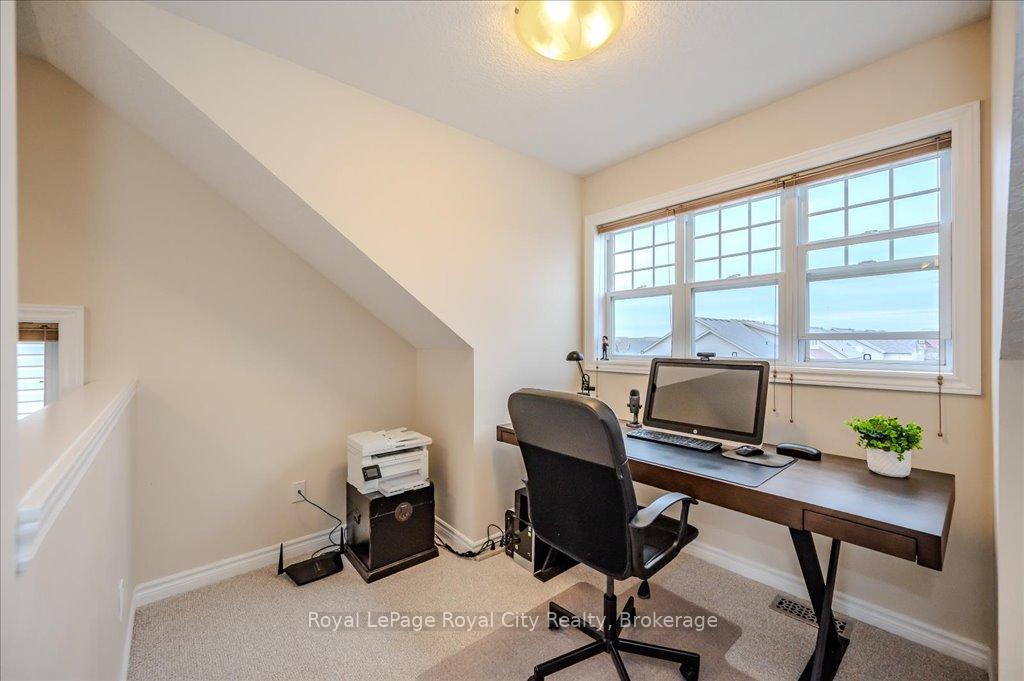 Photo 31 of 59 Amsterdam Crescent, Guelph, Pineridge/Westminster Woods — HOMEH