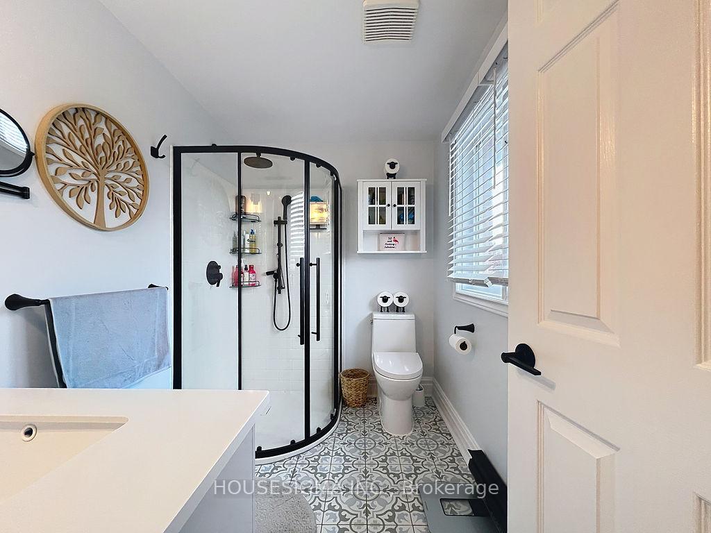 Photo 21 of 105 Devondale Street, Clarington, Courtice — HOMEH