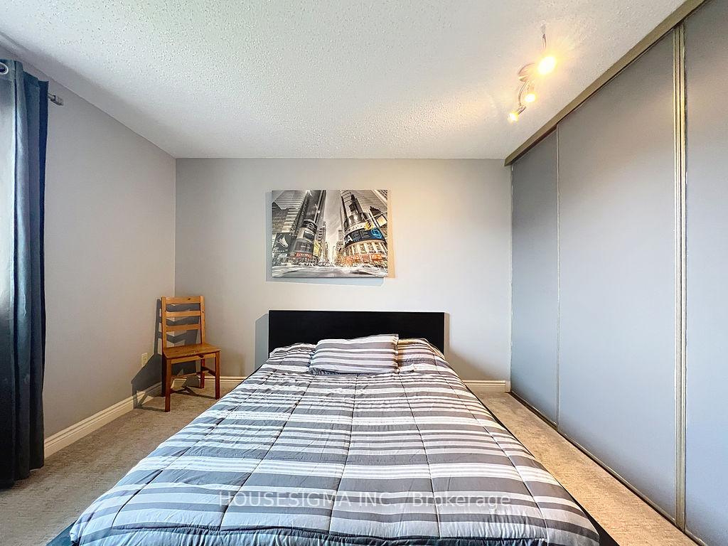 Photo 25 of 105 Devondale Street, Clarington, Courtice — HOMEH