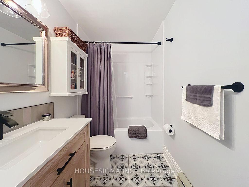 Photo 26 of 105 Devondale Street, Clarington, Courtice — HOMEH
