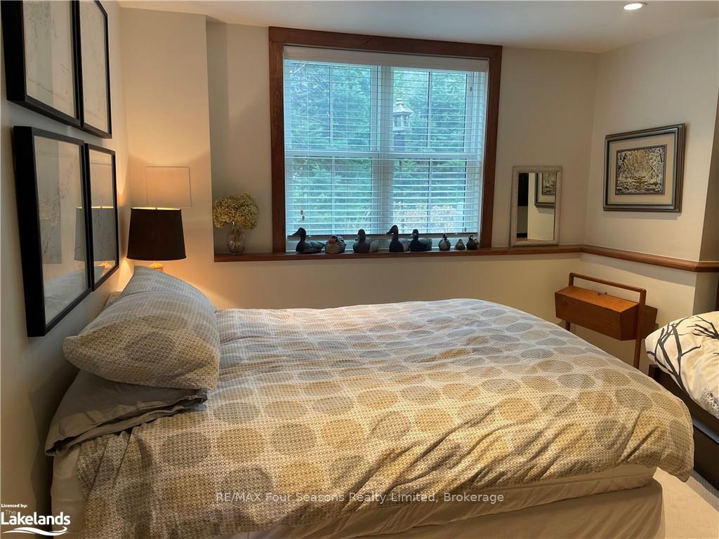 Photo 10 of 133 Kitzbuhl Crescent, Blue Mountains — HOMEH