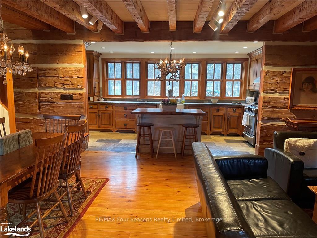 Photo 13 of 133 Kitzbuhl Crescent, Blue Mountains — HOMEH