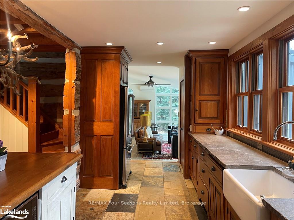 Photo 19 of 133 Kitzbuhl Crescent, Blue Mountains — HOMEH