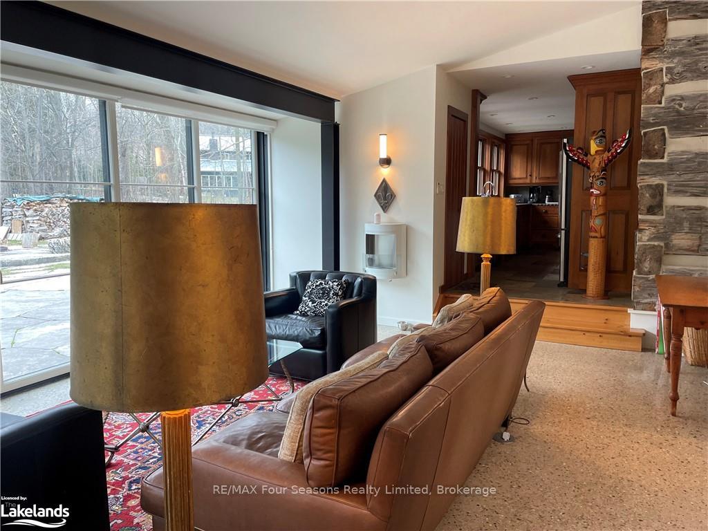 Photo 22 of 133 Kitzbuhl Crescent, Blue Mountains — HOMEH