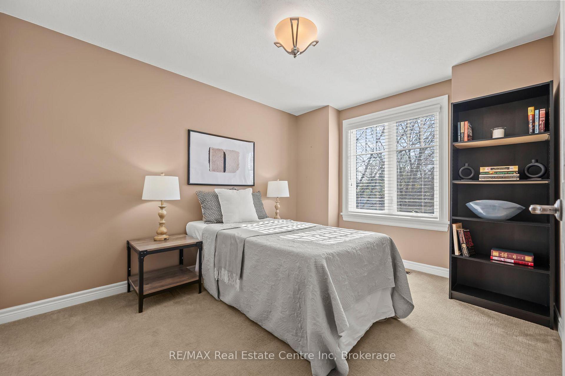 Photo 26 of 71 Ptarmigan Drive, Guelph, Kortright Hills — HOMEH