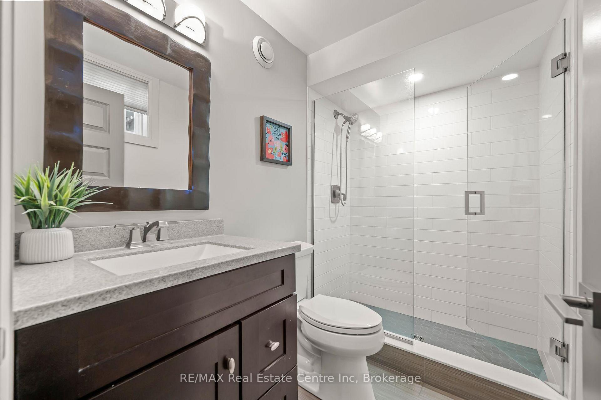Photo 32 of 71 Ptarmigan Drive, Guelph, Kortright Hills — HOMEH