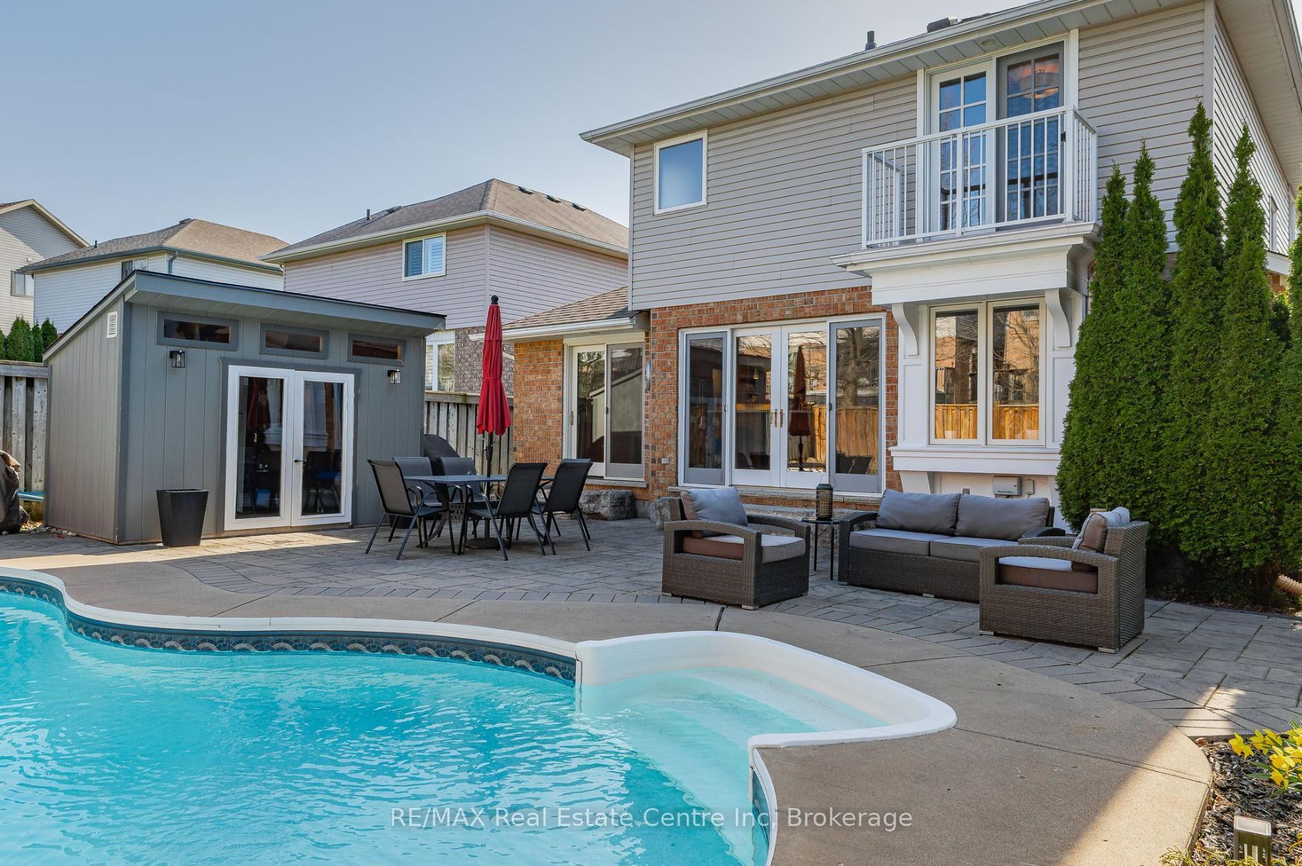 Photo 33 of 71 Ptarmigan Drive, Guelph, Kortright Hills — HOMEH
