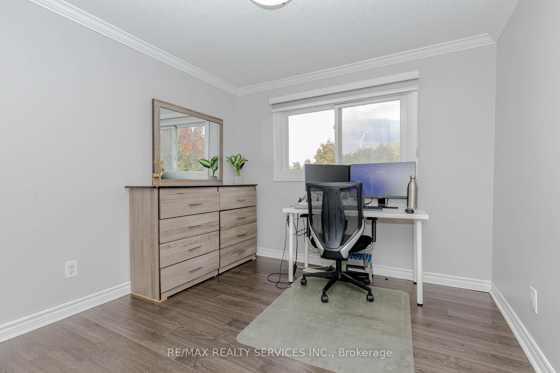 Photo 30 of 3 Kingswood Drive, Brampton, Brampton North — HOMEH