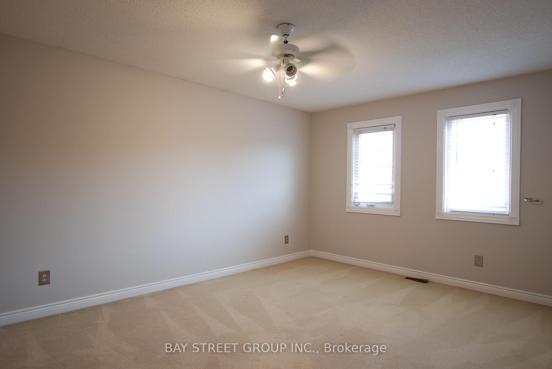 Photo 22 of 188 Timpson Drive, Aurora, Aurora Heights — HOMEH