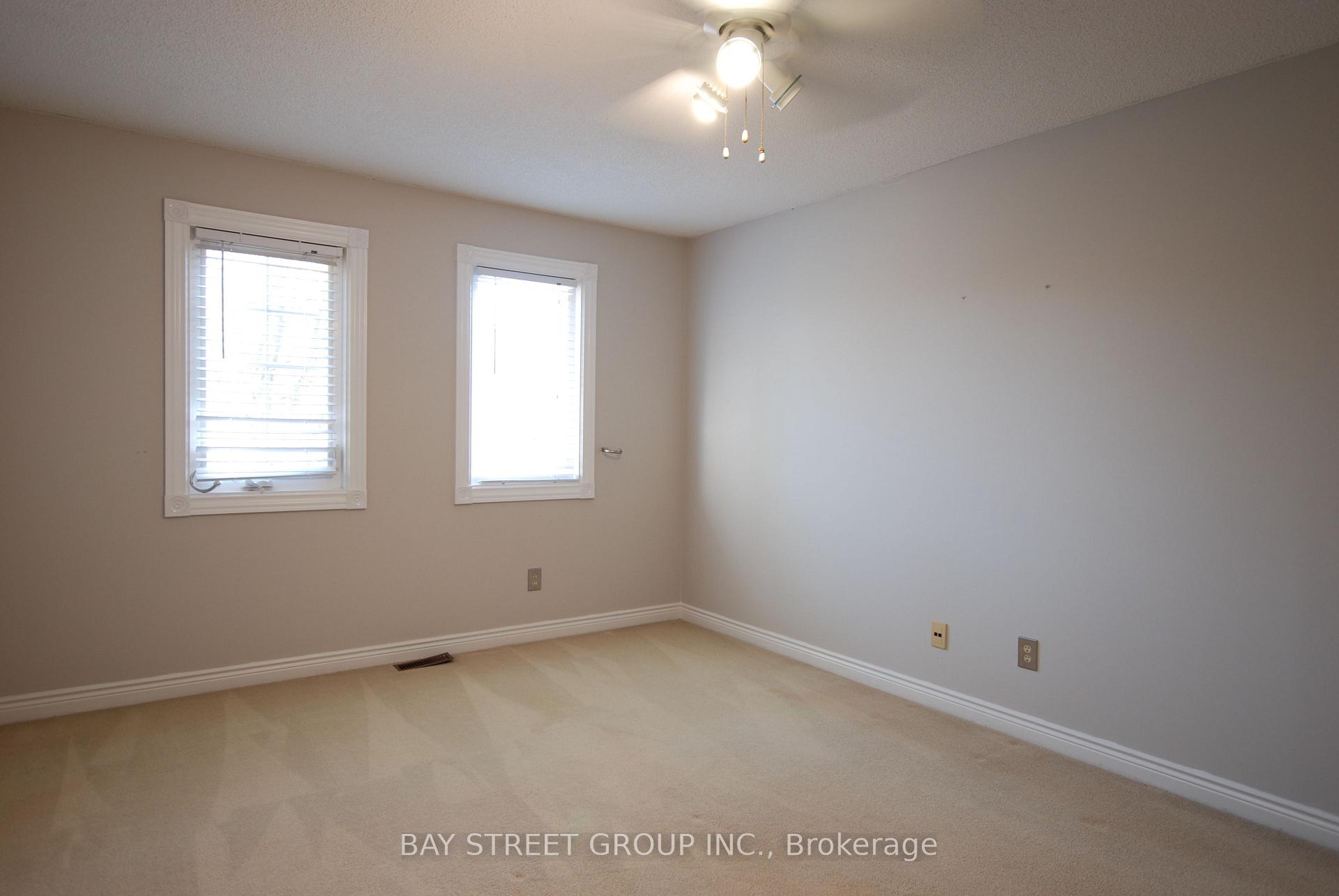 Photo 23 of 188 Timpson Drive, Aurora, Aurora Heights — HOMEH