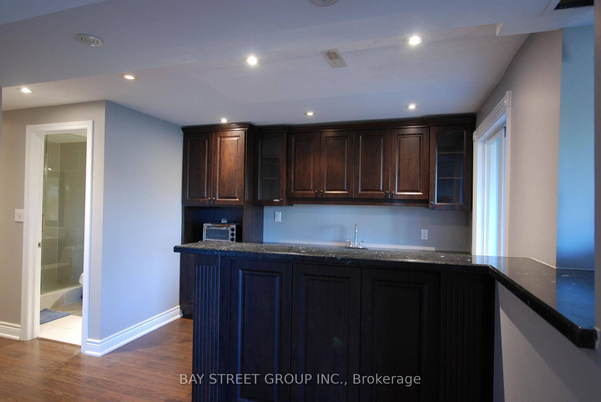 Photo 36 of 188 Timpson Drive, Aurora, Aurora Heights — HOMEH