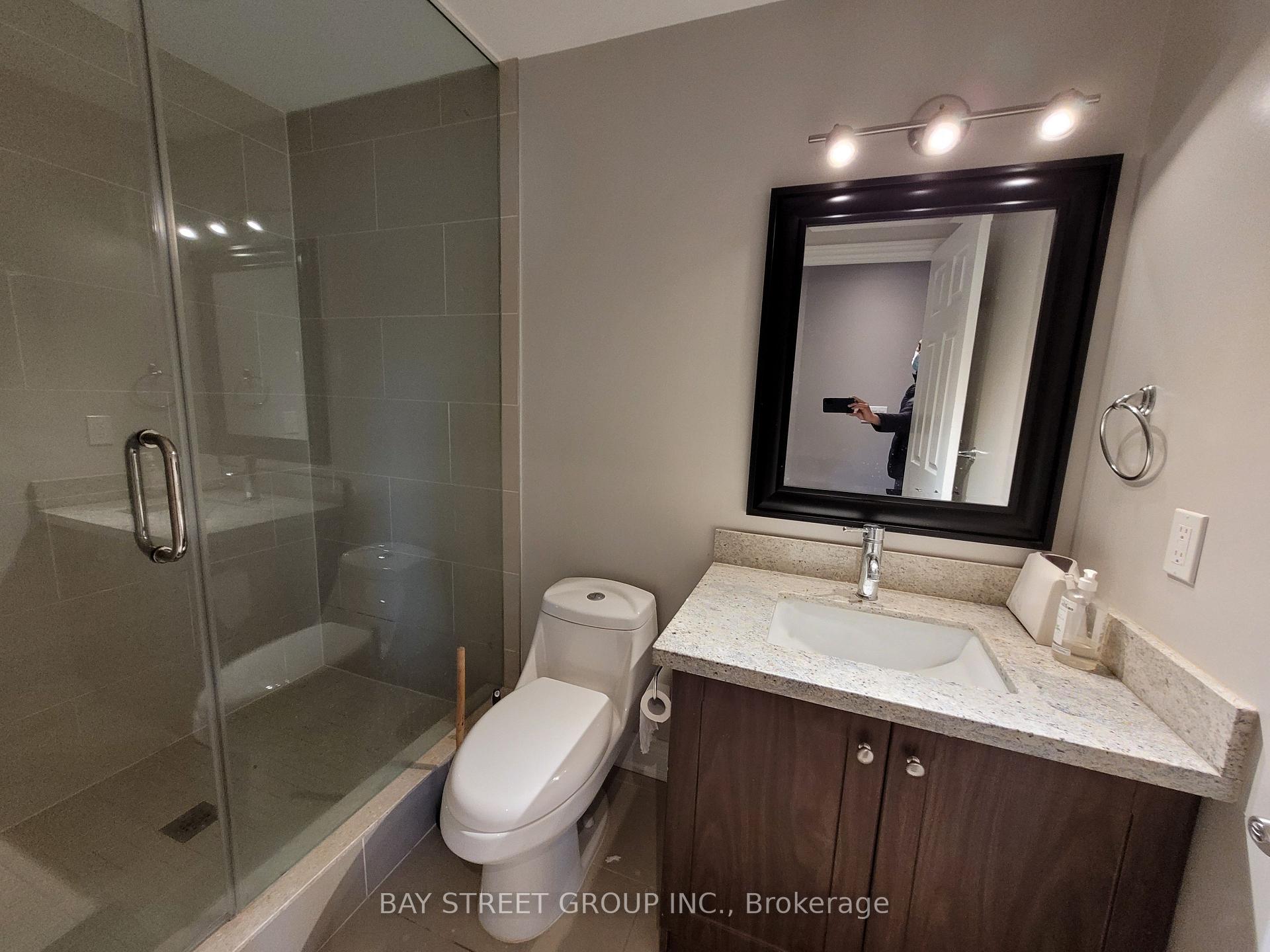 Photo 43 of 188 Timpson Drive, Aurora, Aurora Heights — HOMEH