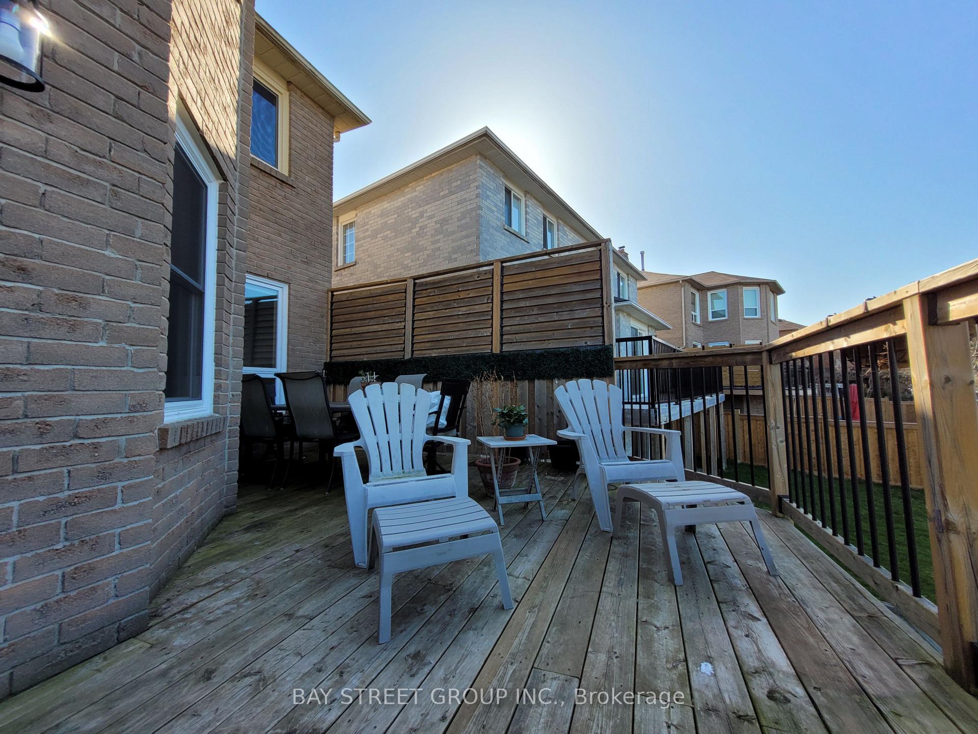 Photo 46 of 188 Timpson Drive, Aurora, Aurora Heights — HOMEH