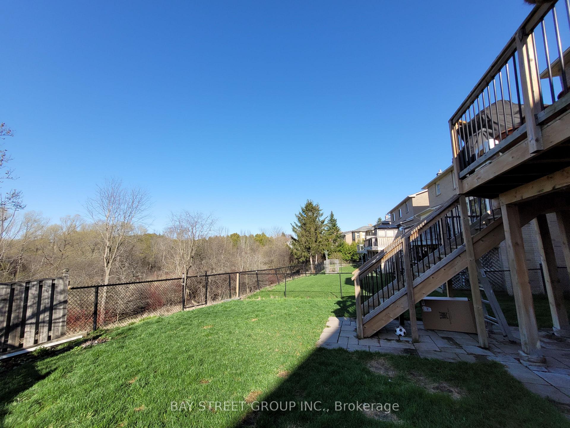 Photo 48 of 188 Timpson Drive, Aurora, Aurora Heights — HOMEH