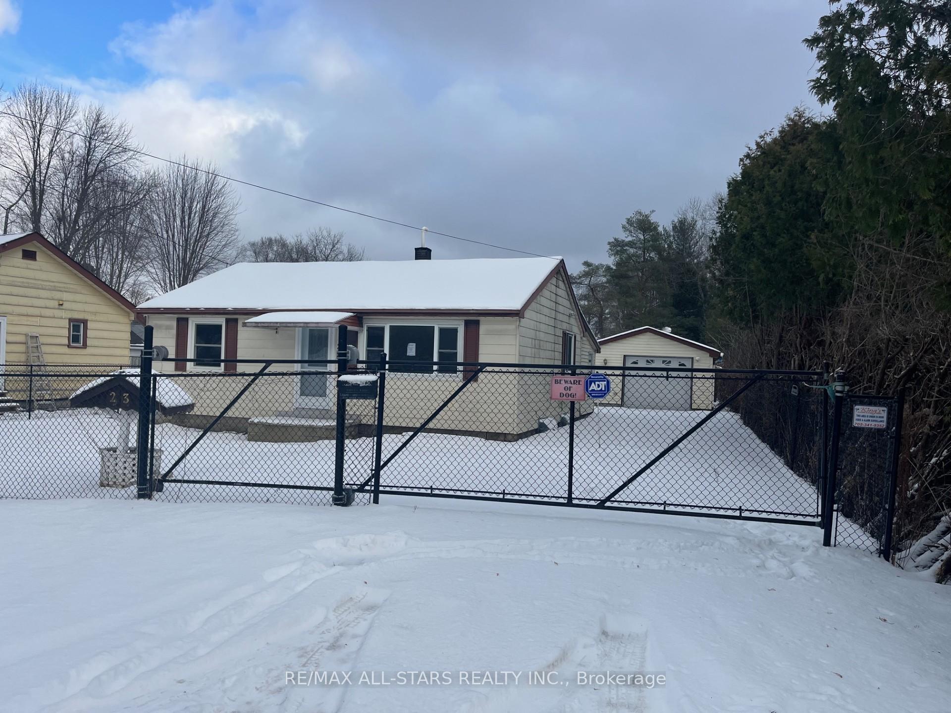 Photo 1 of 23 Lindell Road, Georgina, Pefferlaw — HOMEH