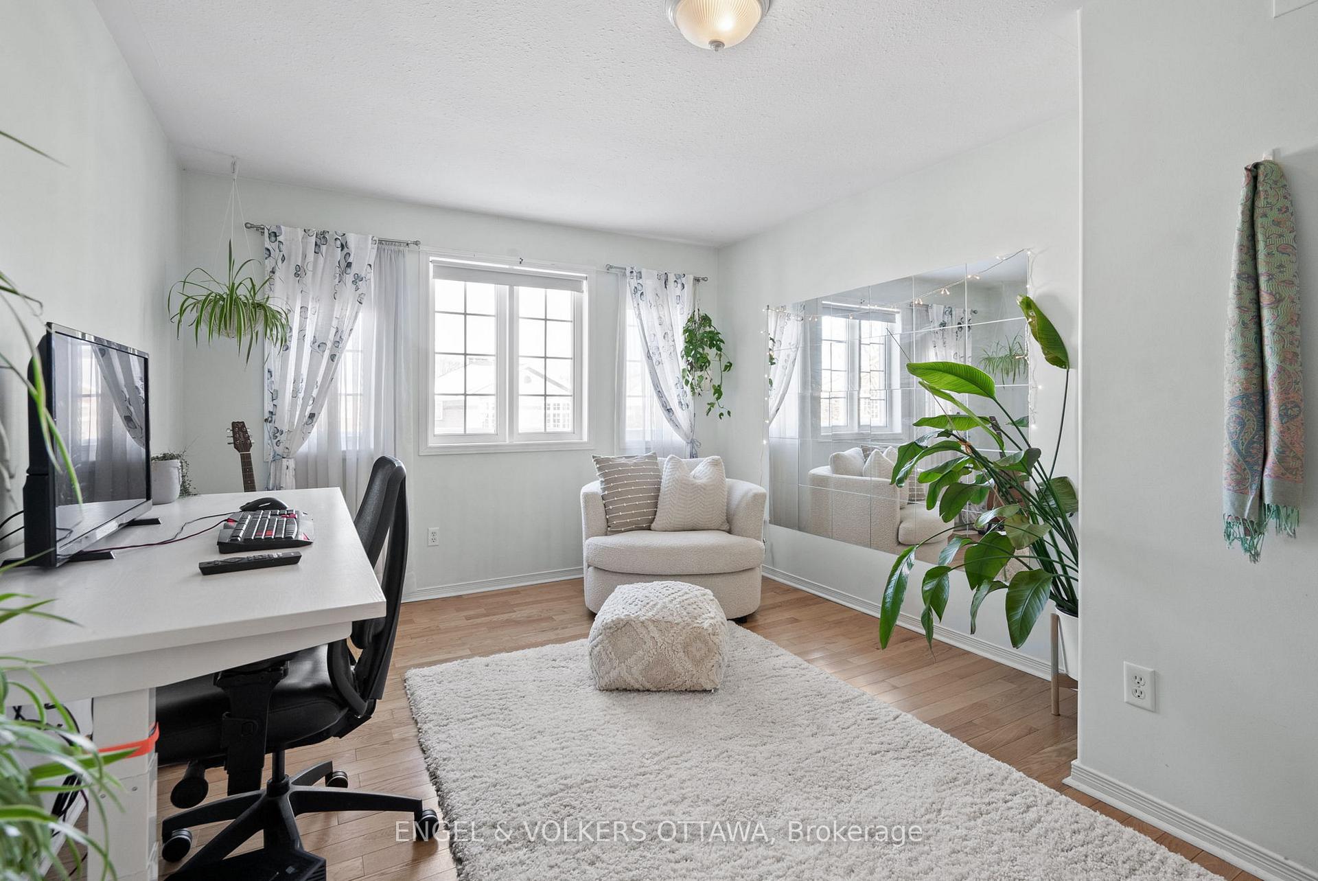 Photo 28 of 47 Splinter Crescent, Ottawa, Fairfield Heights — HOMEH