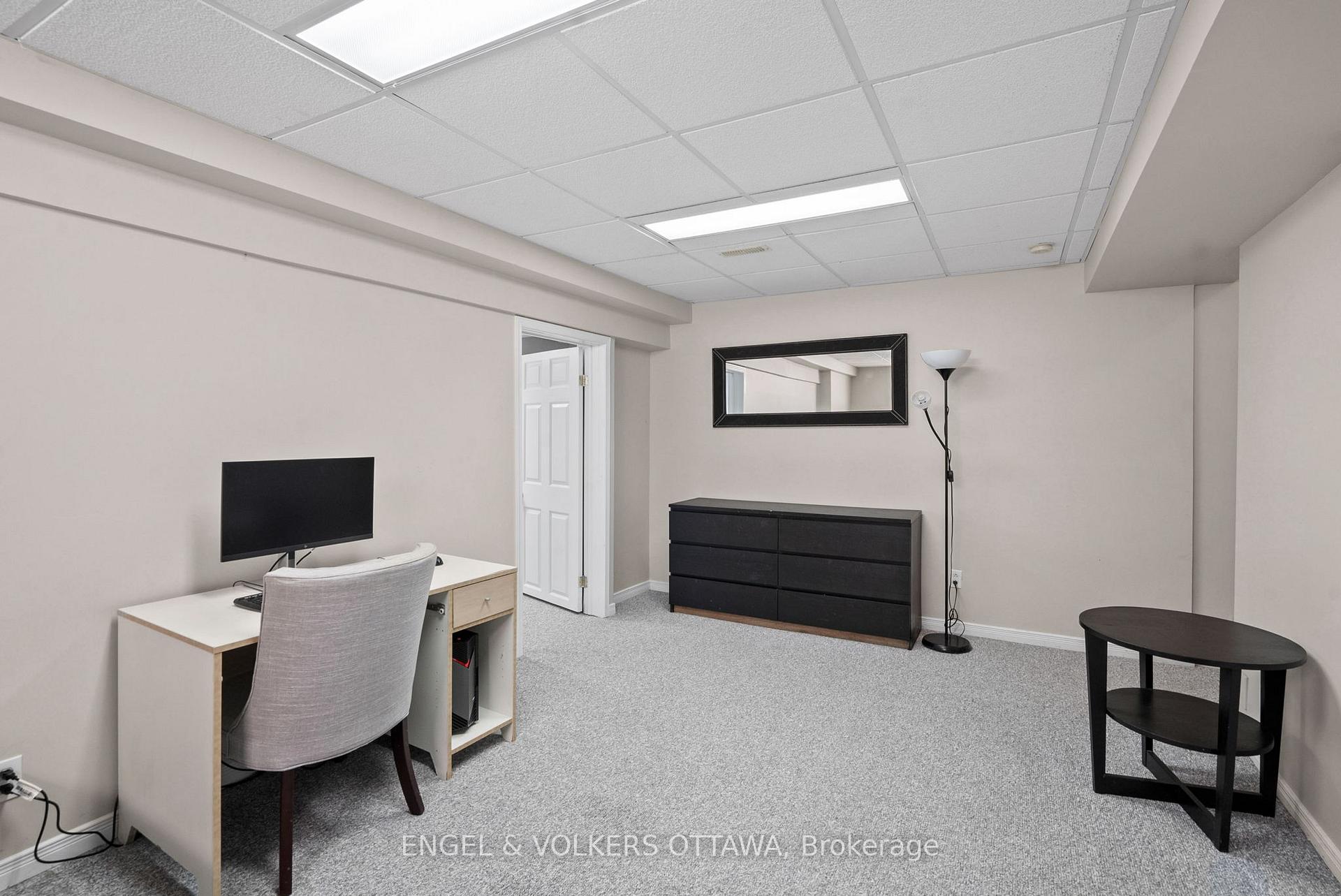 Photo 27 of 47 Splinter Crescent, Ottawa, Fairfield Heights — HOMEH