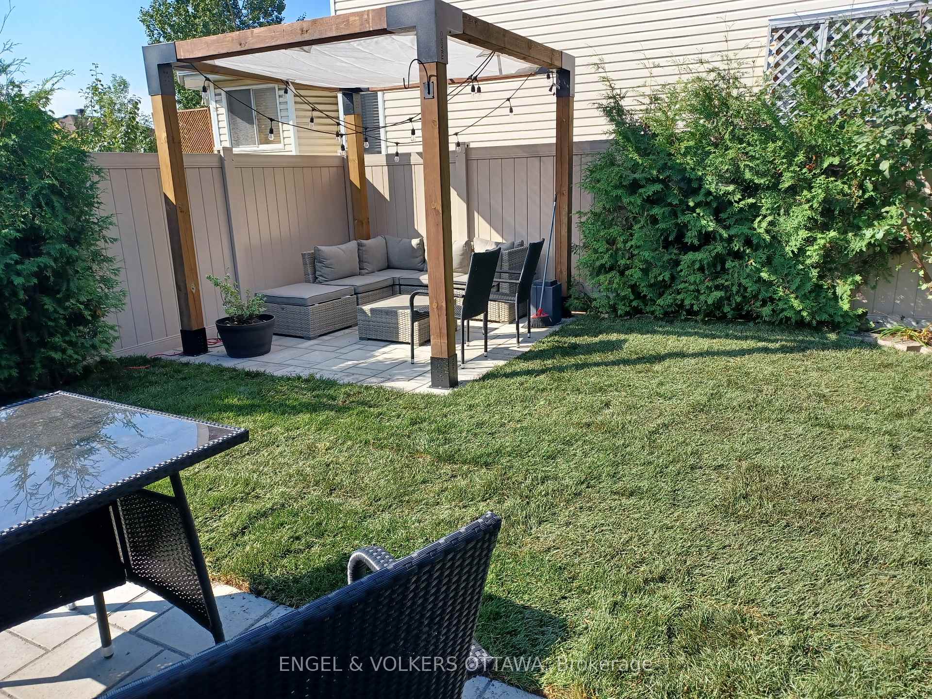 Photo 32 of 47 Splinter Crescent, Ottawa, Fairfield Heights — HOMEH