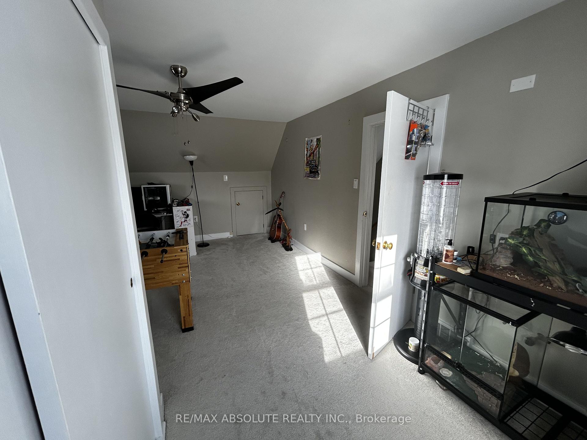 Photo 10 of 68 Daniel Street S, Arnprior — HOMEH