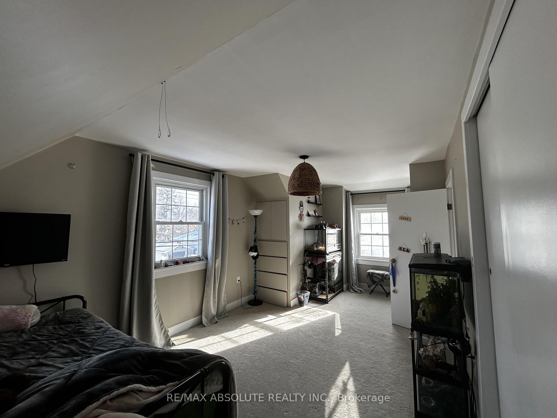 Photo 12 of 68 Daniel Street S, Arnprior — HOMEH