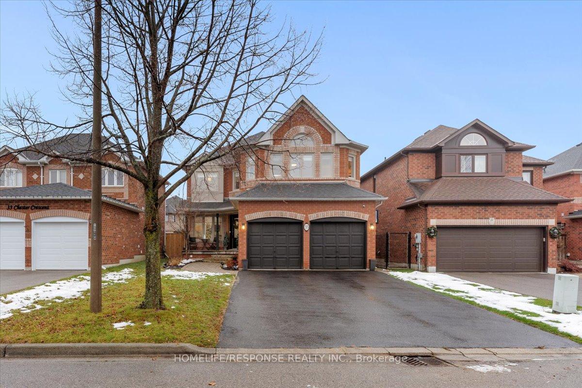 Photo 1 of 35 Chester Crescent, Halton Hills, Georgetown — HOMEH