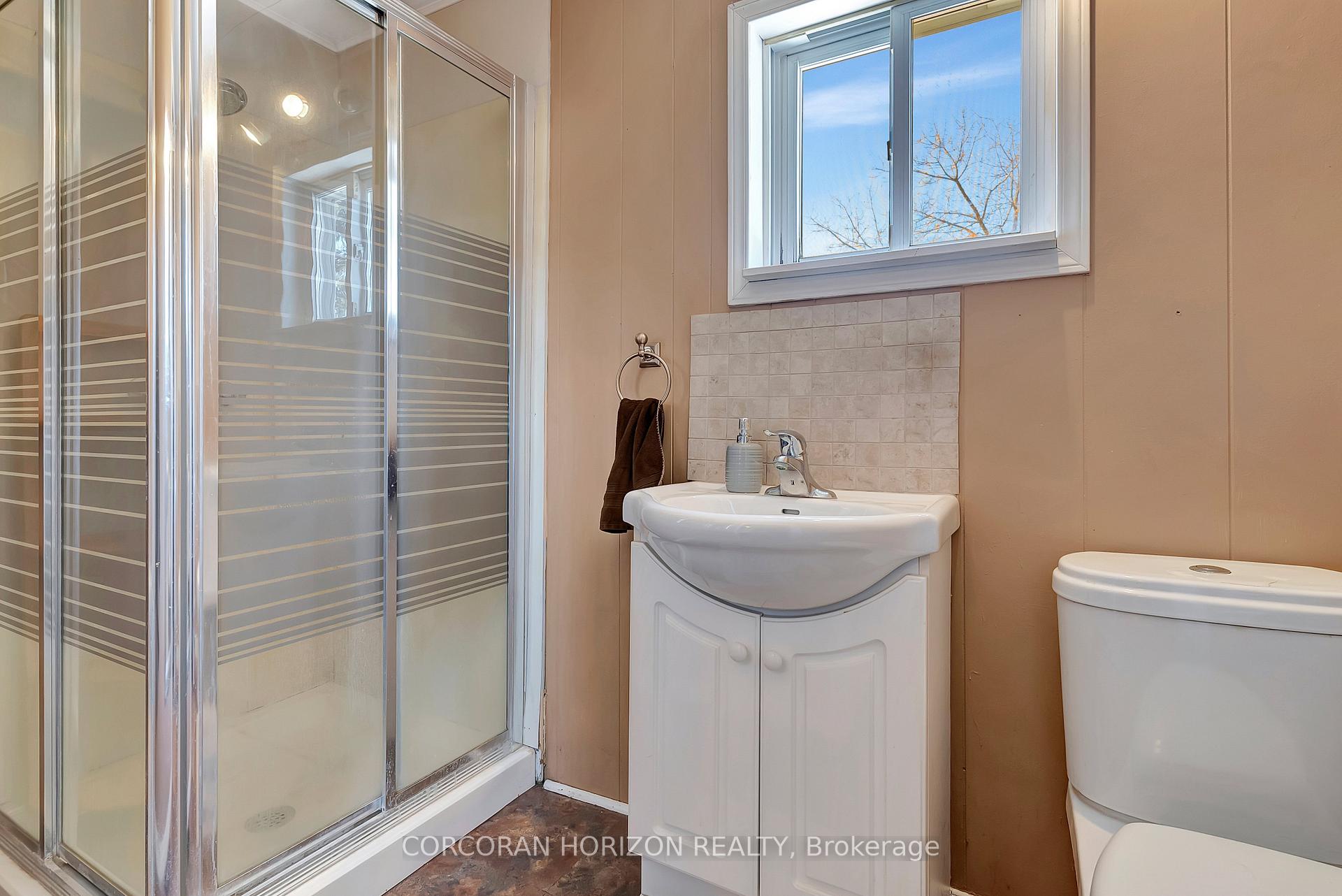 Photo 20 of 120 Grand Avenue S, Cambridge — HOMEH