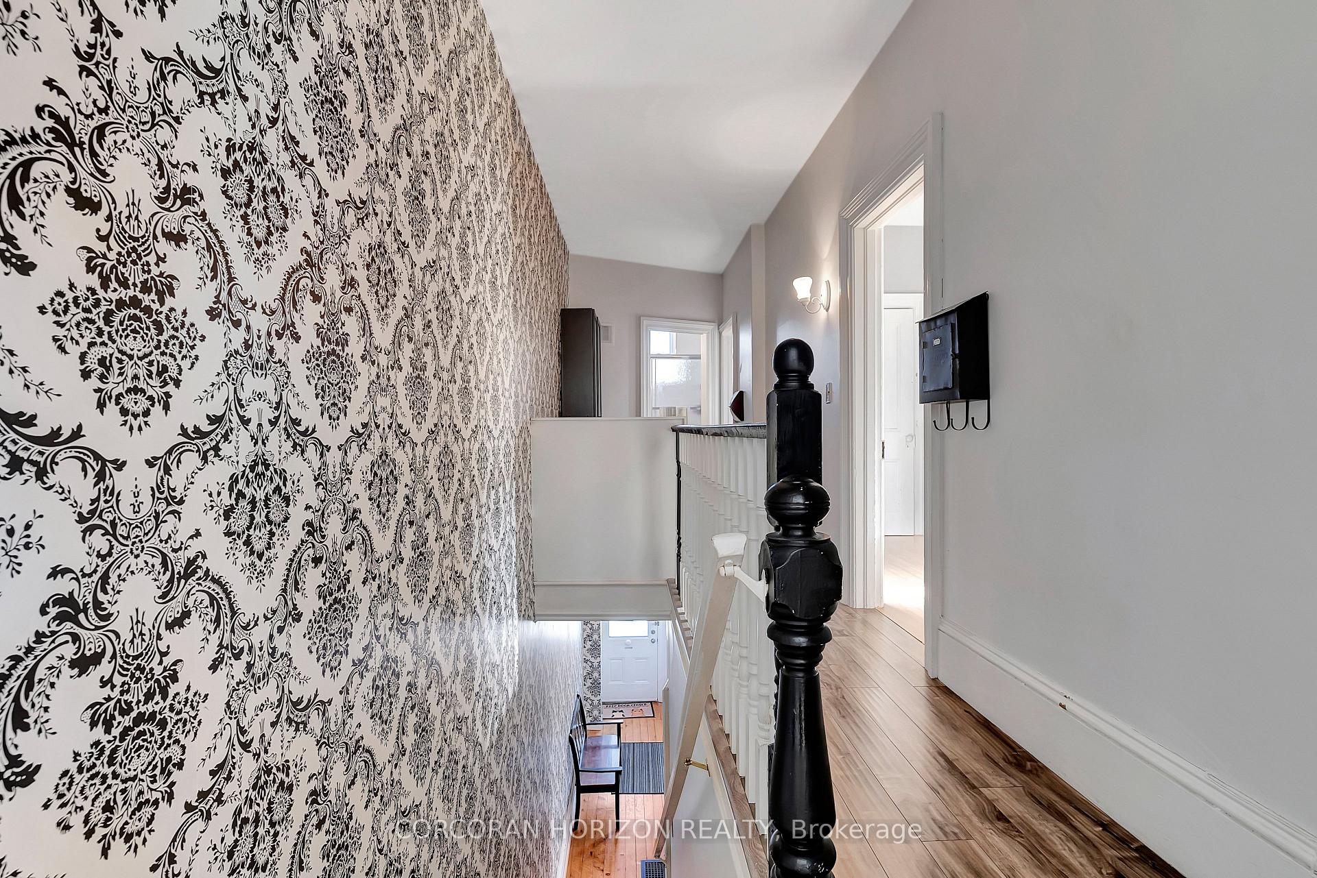 Photo 21 of 120 Grand Avenue S, Cambridge — HOMEH