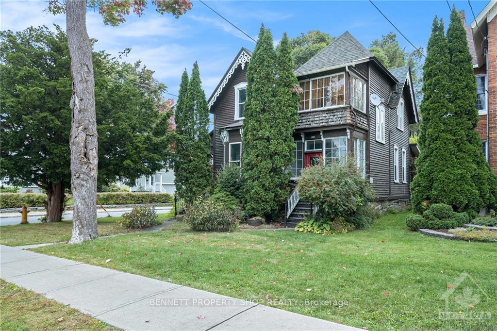 Front of 241 Sydney Street