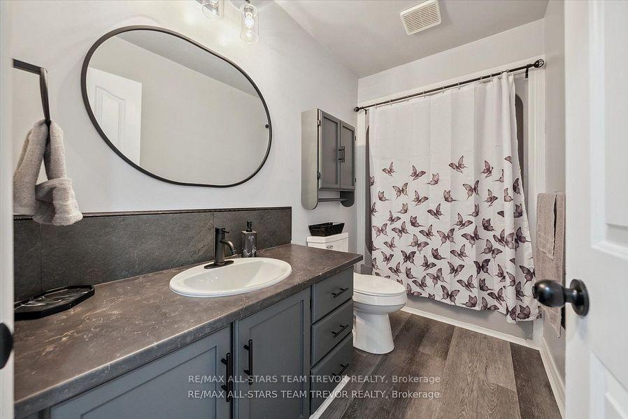 Photo 22 of 238 Pine Beach Drive, Georgina, Keswick South — HOMEH