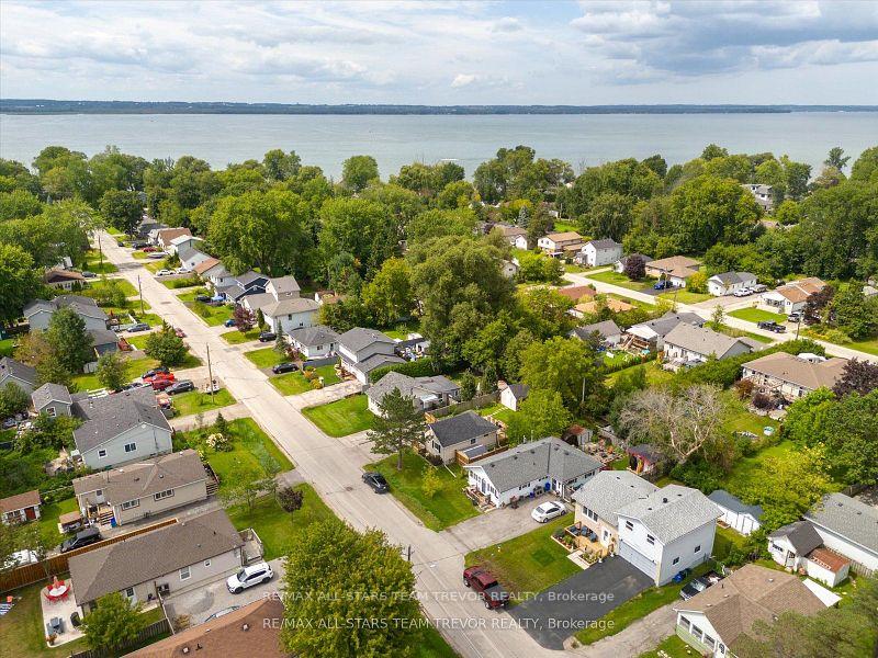 Photo 32 of 238 Pine Beach Drive, Georgina, Keswick South — HOMEH