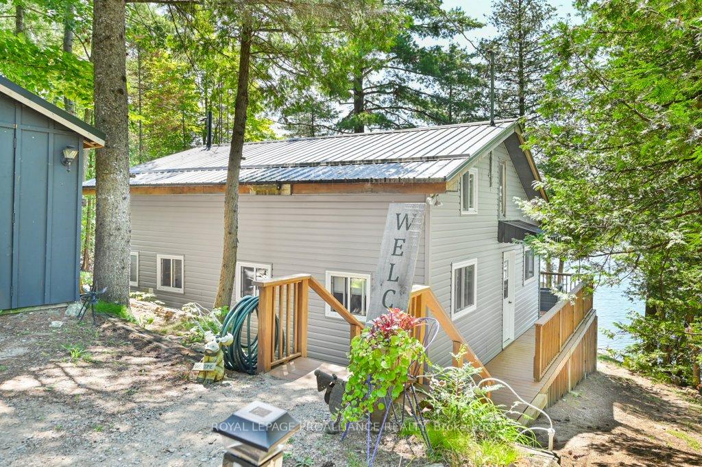 Photo 5 of 1092 1096 Ridge Lane, Frontenac, Frontenac North — HOMEH