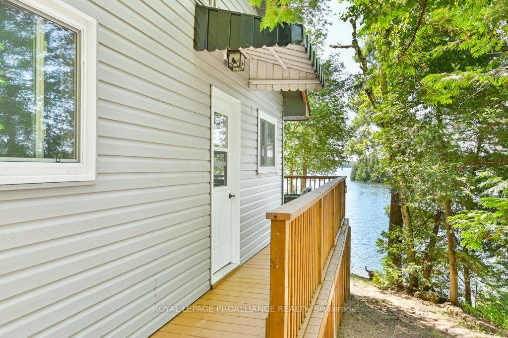 Photo 7 of 1092 1096 Ridge Lane, Frontenac, Frontenac North — HOMEH