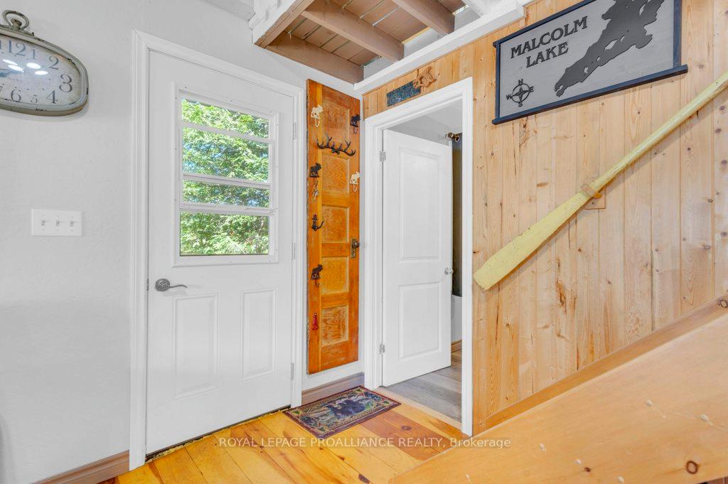 Photo 8 of 1092 1096 Ridge Lane, Frontenac, Frontenac North — HOMEH