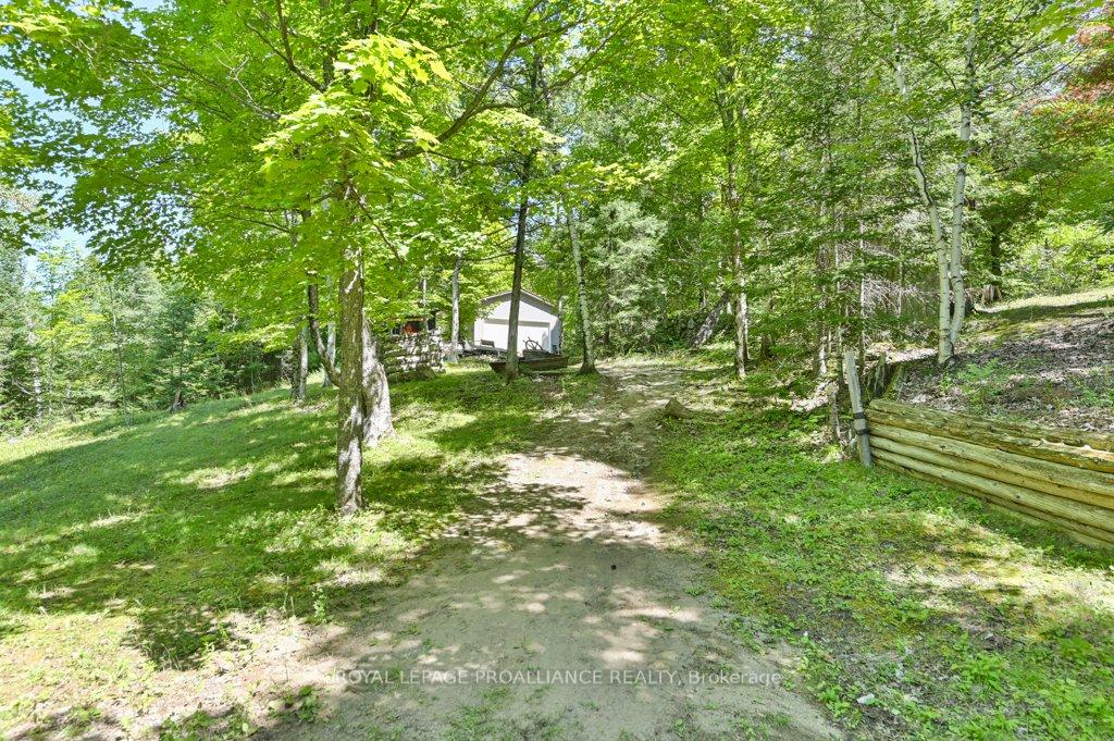 Photo 35 of 1092 1096 Ridge Lane, Frontenac, Frontenac North — HOMEH
