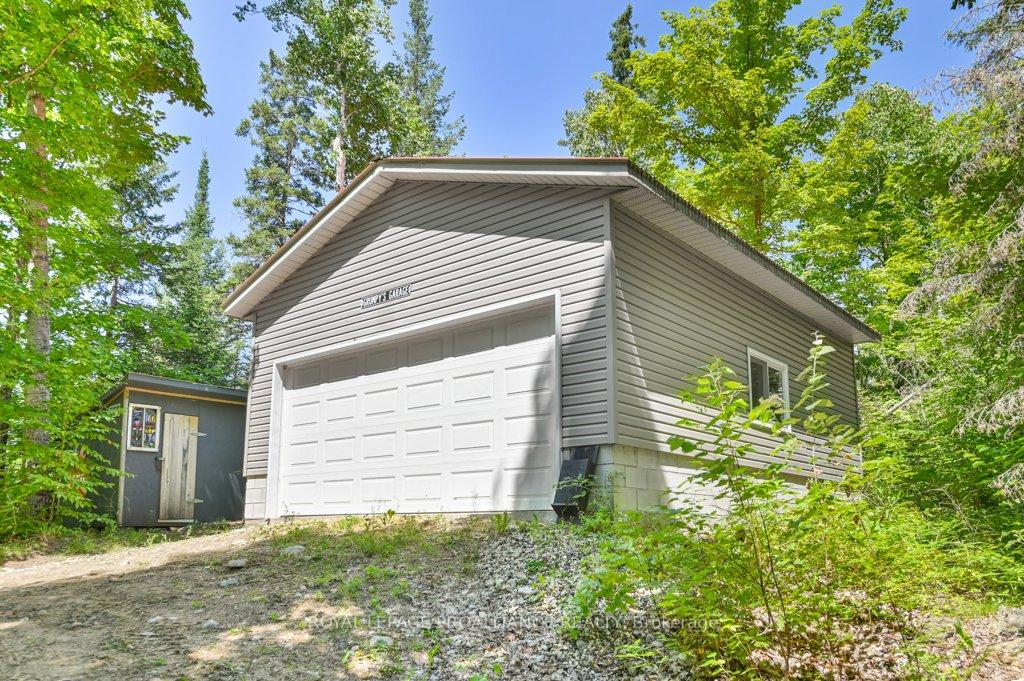 Photo 39 of 1092 1096 Ridge Lane, Frontenac, Frontenac North — HOMEH