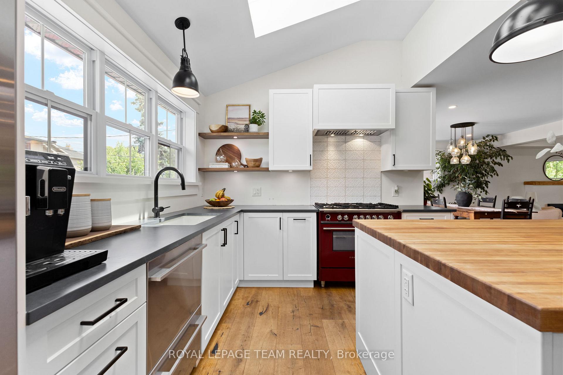 Photo 6 of 509 Windermere Avenue, Ottawa, McKellar/Highland — HOMEH
